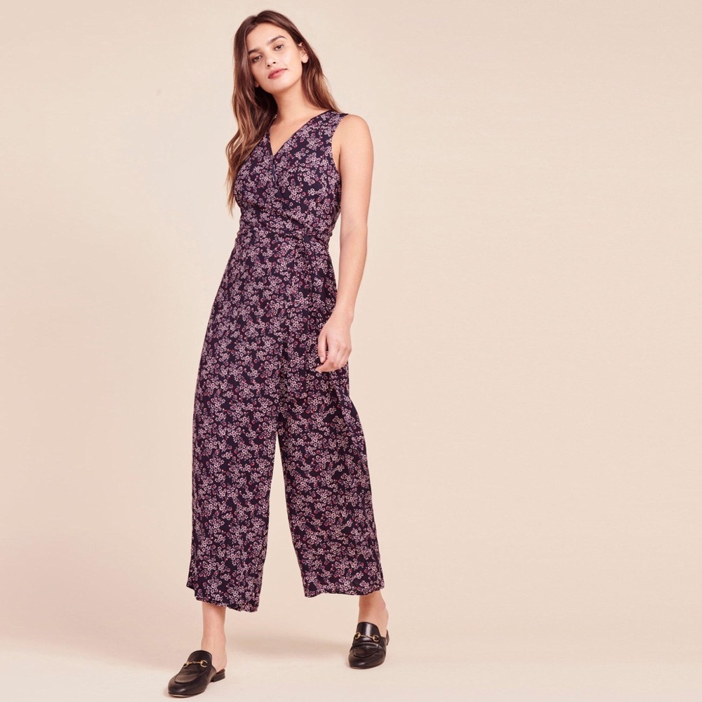 NWT Jack by BB Dakota Floral Jumpsuit  SIZE 6